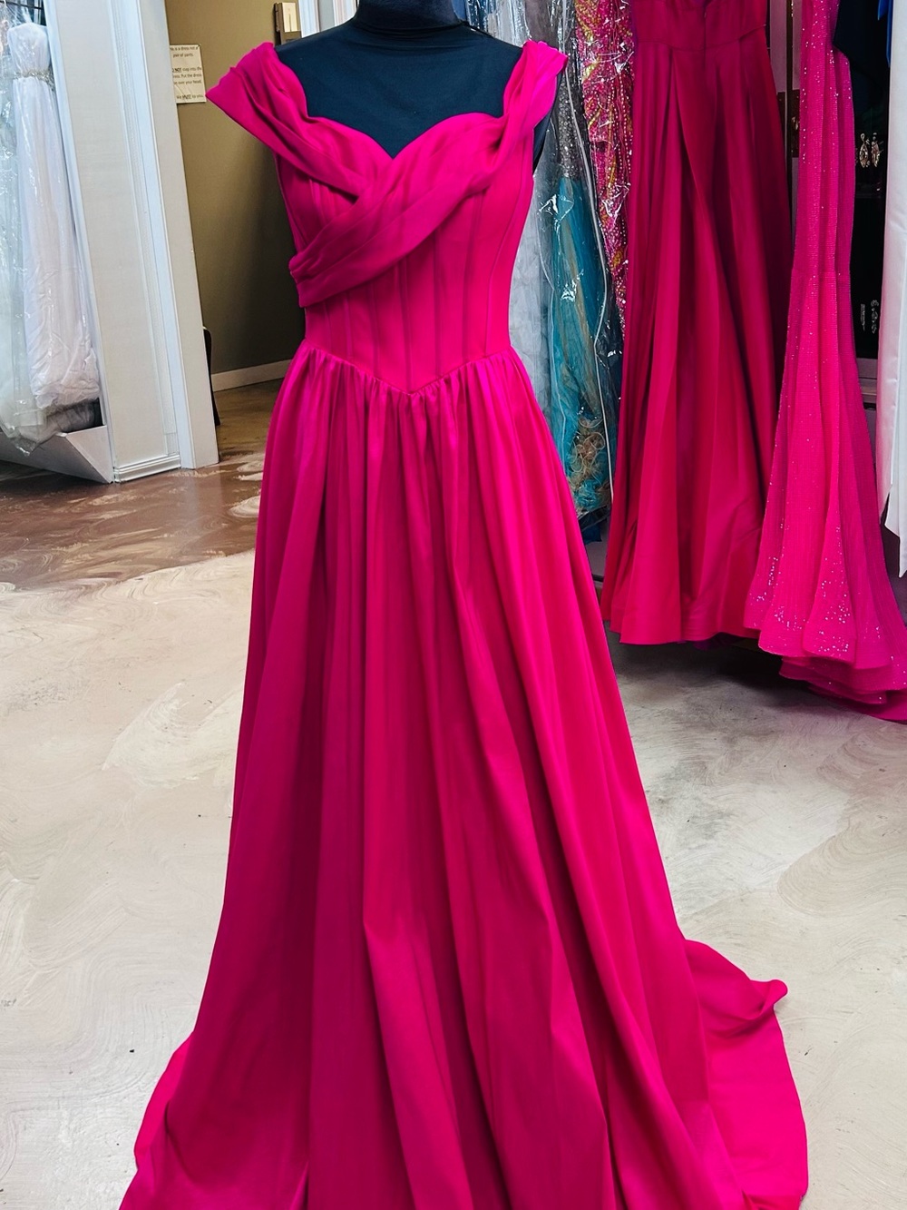 Women's Fuchsia Off-Shoulder Prom Gown